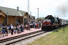 Austin Steam Train Association's Hill Country Flyer, Cedar Park to Burnet